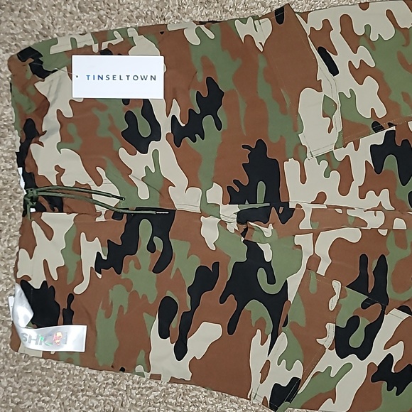 Cargo Parachute Camo Pants - Picture 4 of 8